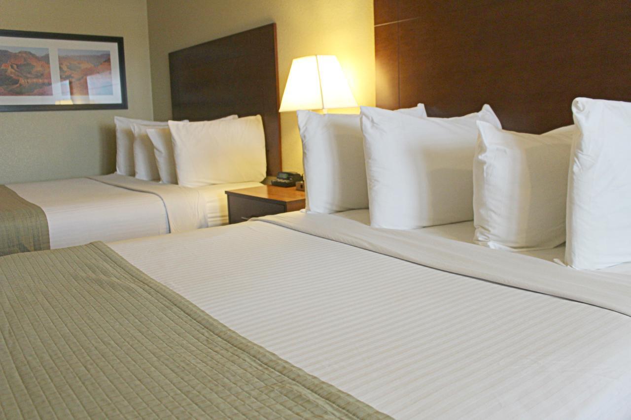 Southern Inn And Suites Kermit Εξωτερικό φωτογραφία